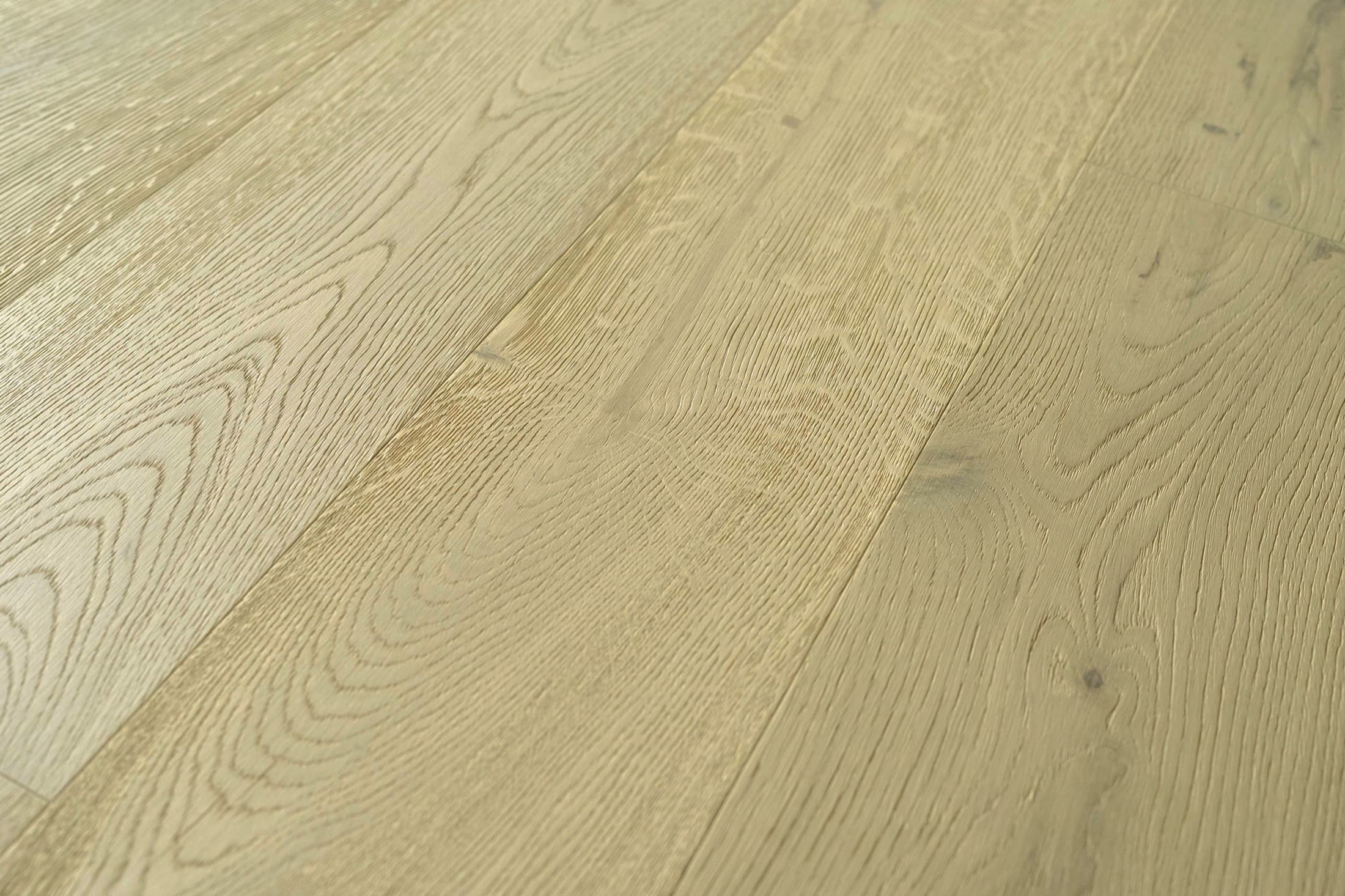 Oak Inntal engineered hardwood flooring